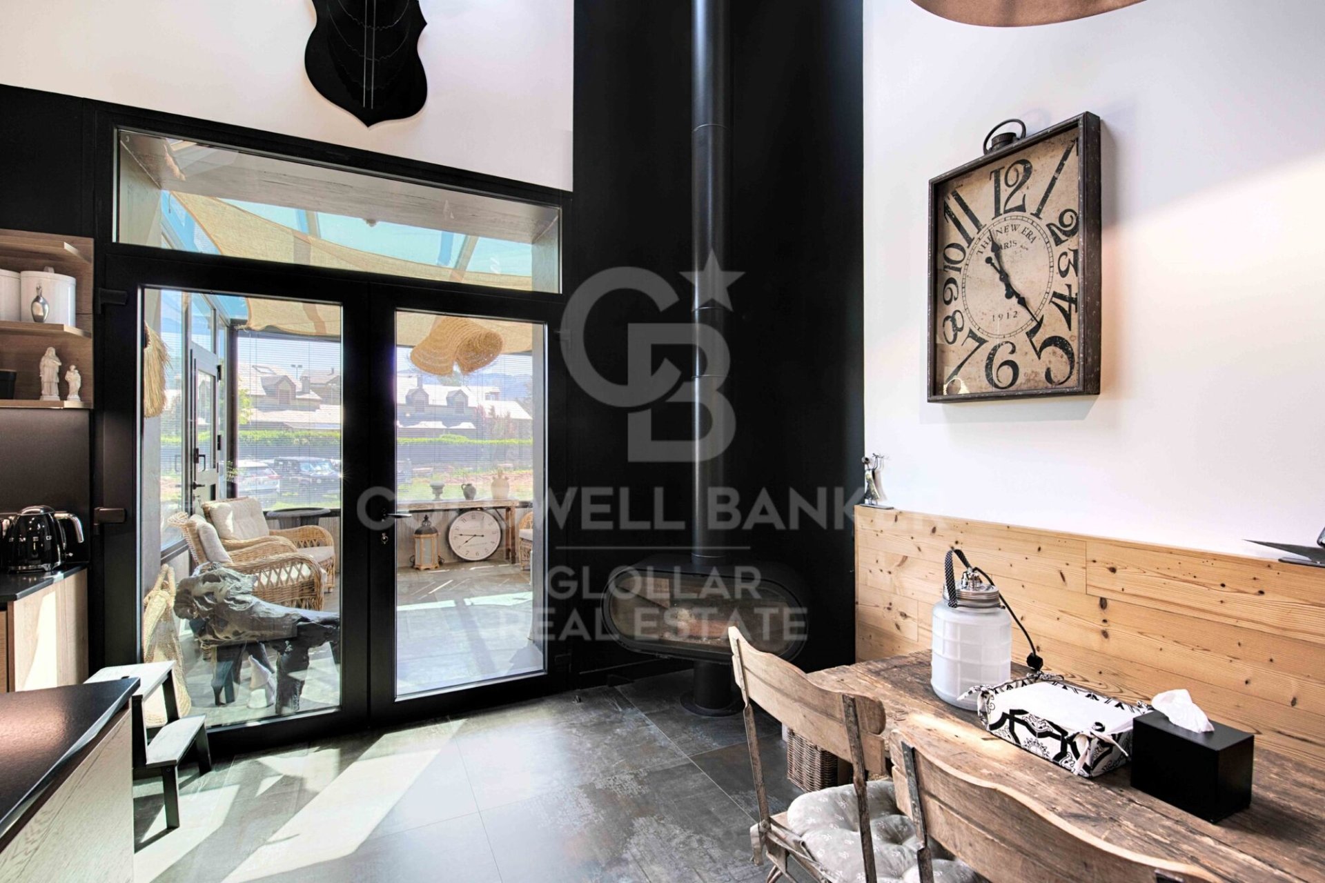 Villa in Spanien 5 Schlafzimmer, 350 m2 Nr. 158308