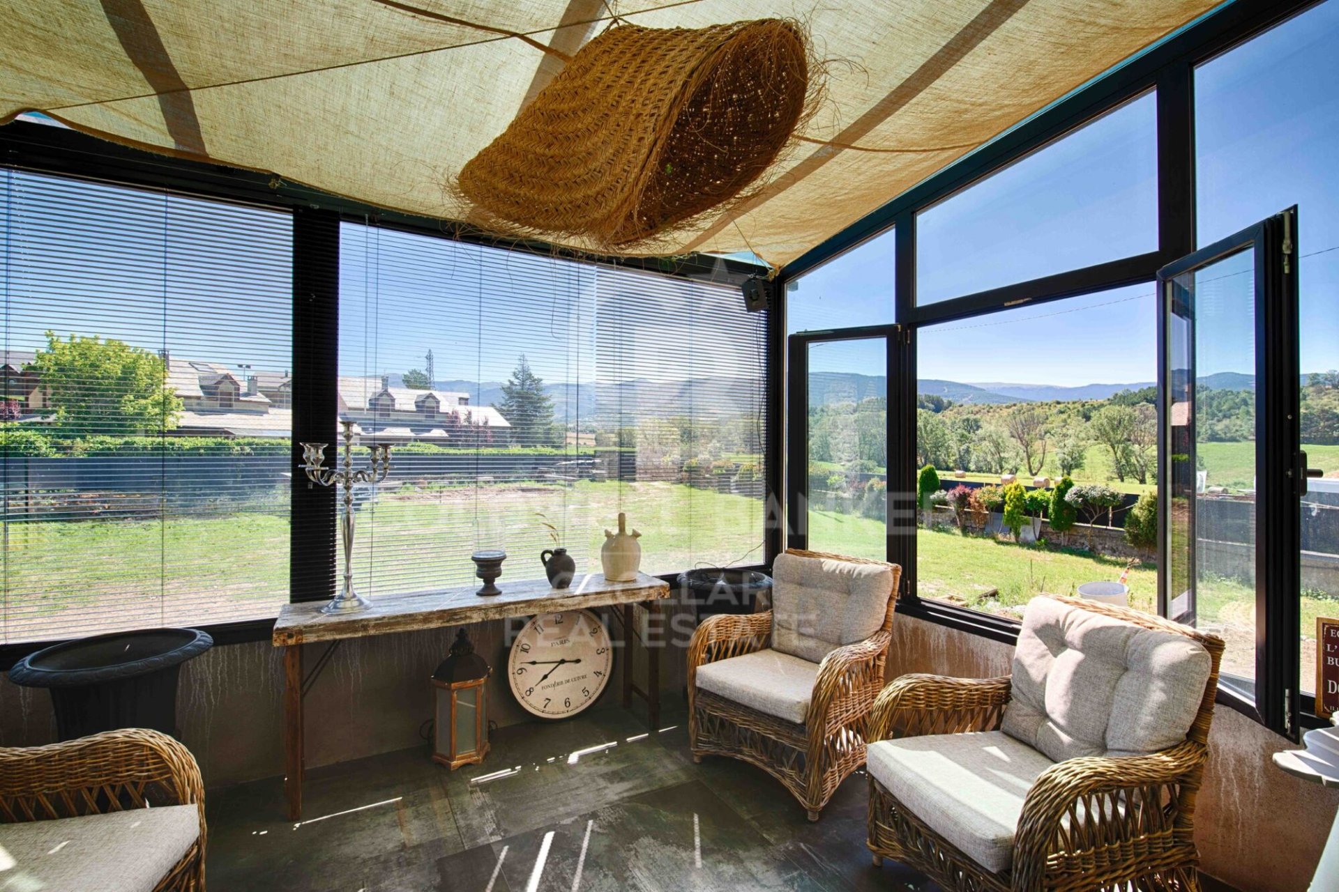 Villa in Spanien 5 Schlafzimmer, 350 m2 Nr. 158308