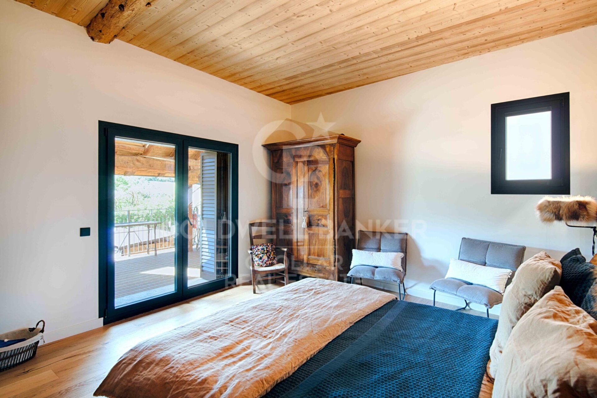 Villa in Spanien 5 Schlafzimmer, 350 m2 Nr. 158308