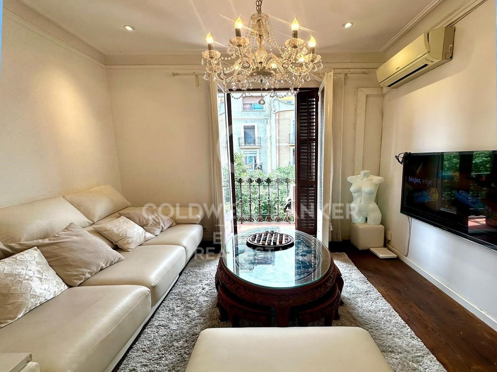 Huoneisto Barcelona, Espanja 3 makuuhuonetta, 90 m2 No. 158313