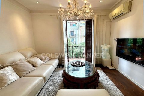 Apartament w Barcelona, Hiszpania 3 sypialnie, 90 mkw. nr 158313