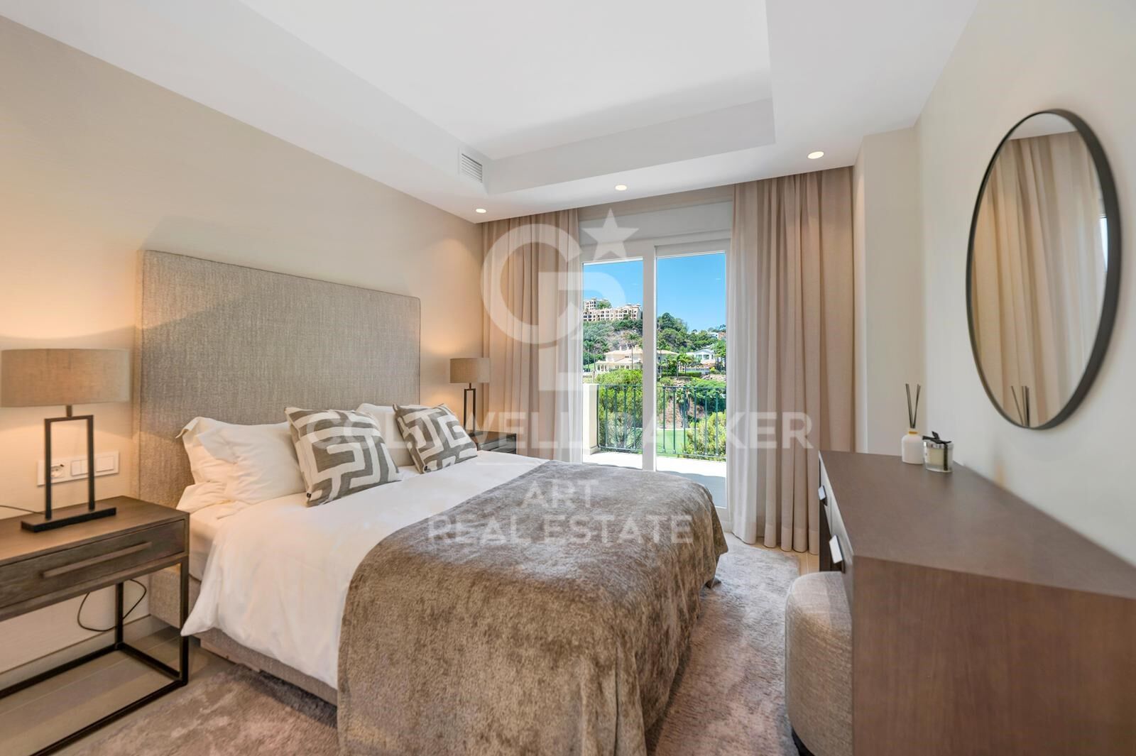 Villetta a schiera a Benahavis, Malaga, Spagna 3 camere da letto, 212 mq. N° 158311