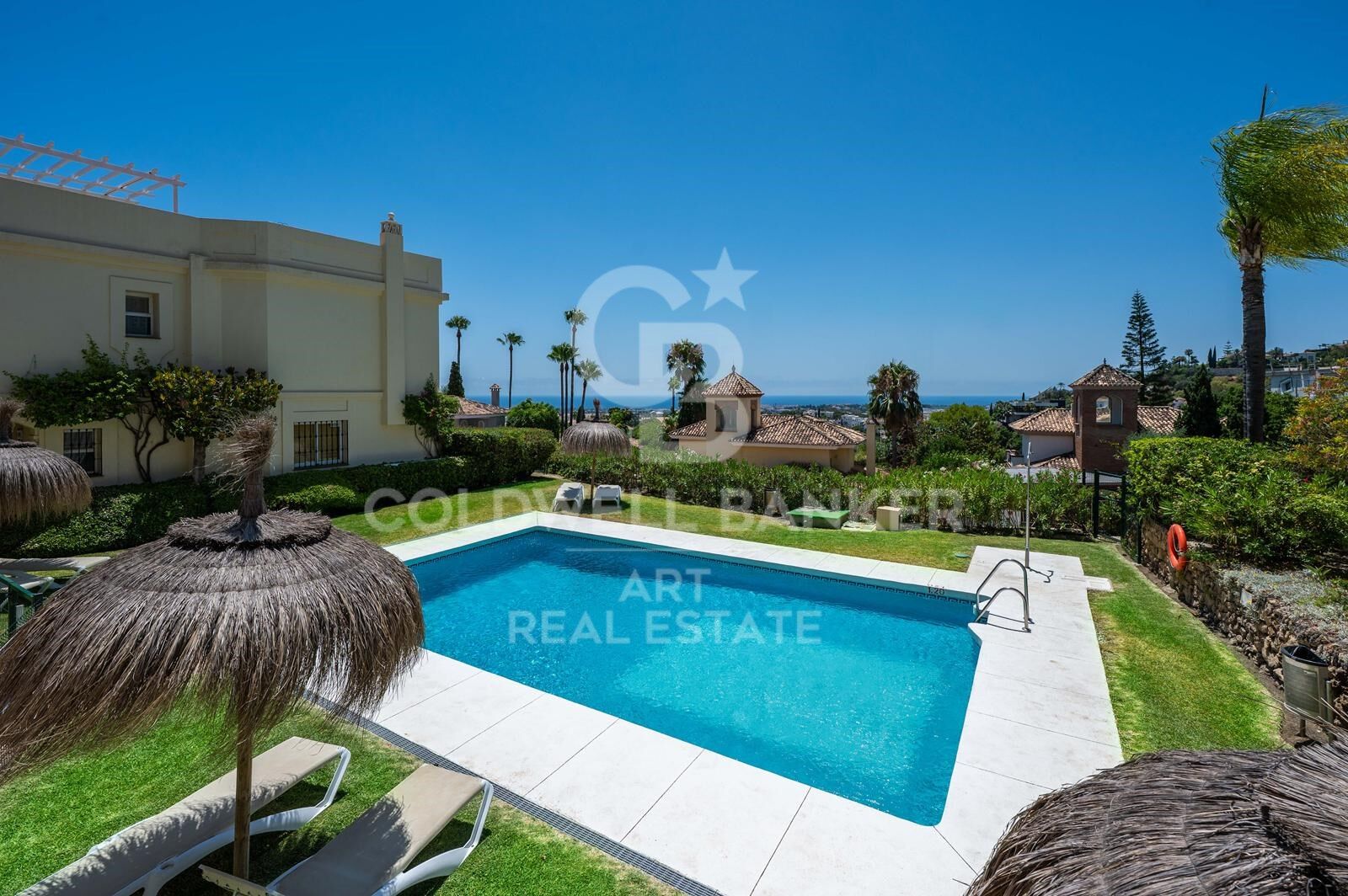 Villetta a schiera a Benahavis, Malaga, Spagna 3 camere da letto, 212 mq. N° 158311