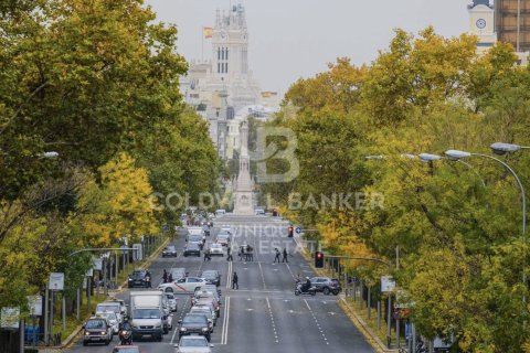 Apartment in Madrid, Spain 3 bedrooms, 161 sq.m. No. 157170