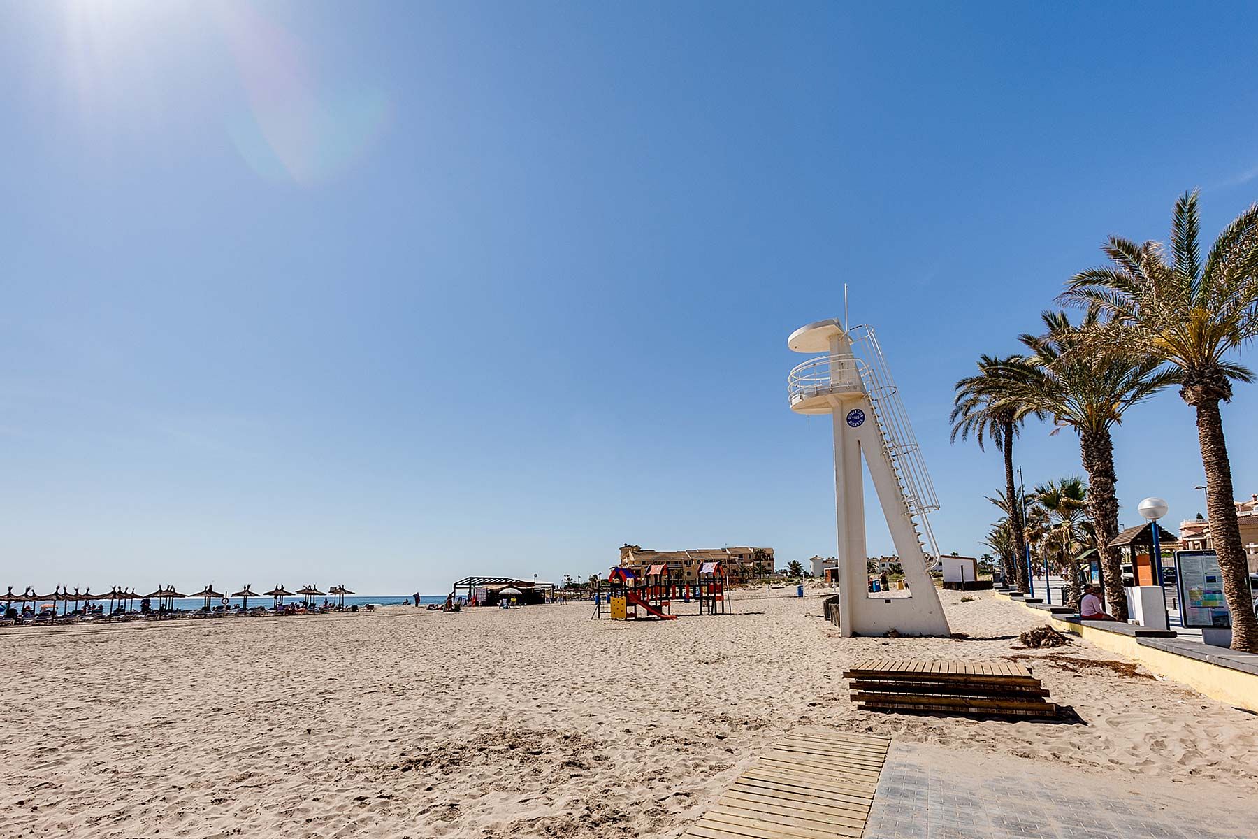 Villa i La Zenia, Alicante, Spanien 3 sovrum, 203 kvm. Nr. 151600