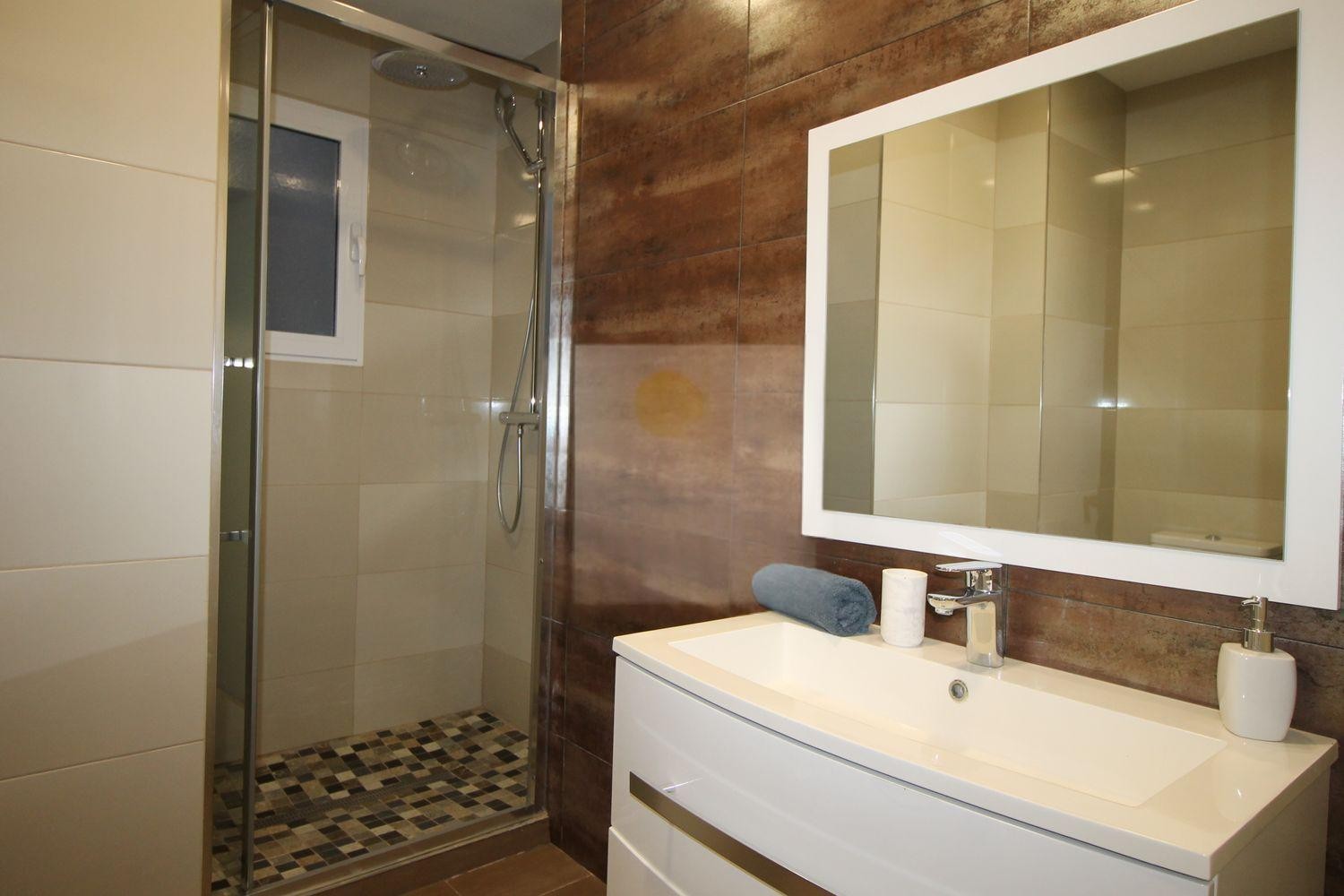 Apartment in Alicante, Spain 3 bedrooms, 95 sq.m. No. 181775