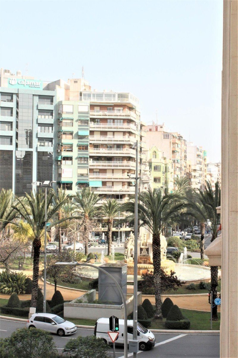 Apartment in Alicante, Spain 3 bedrooms, 95 sq.m. No. 181775