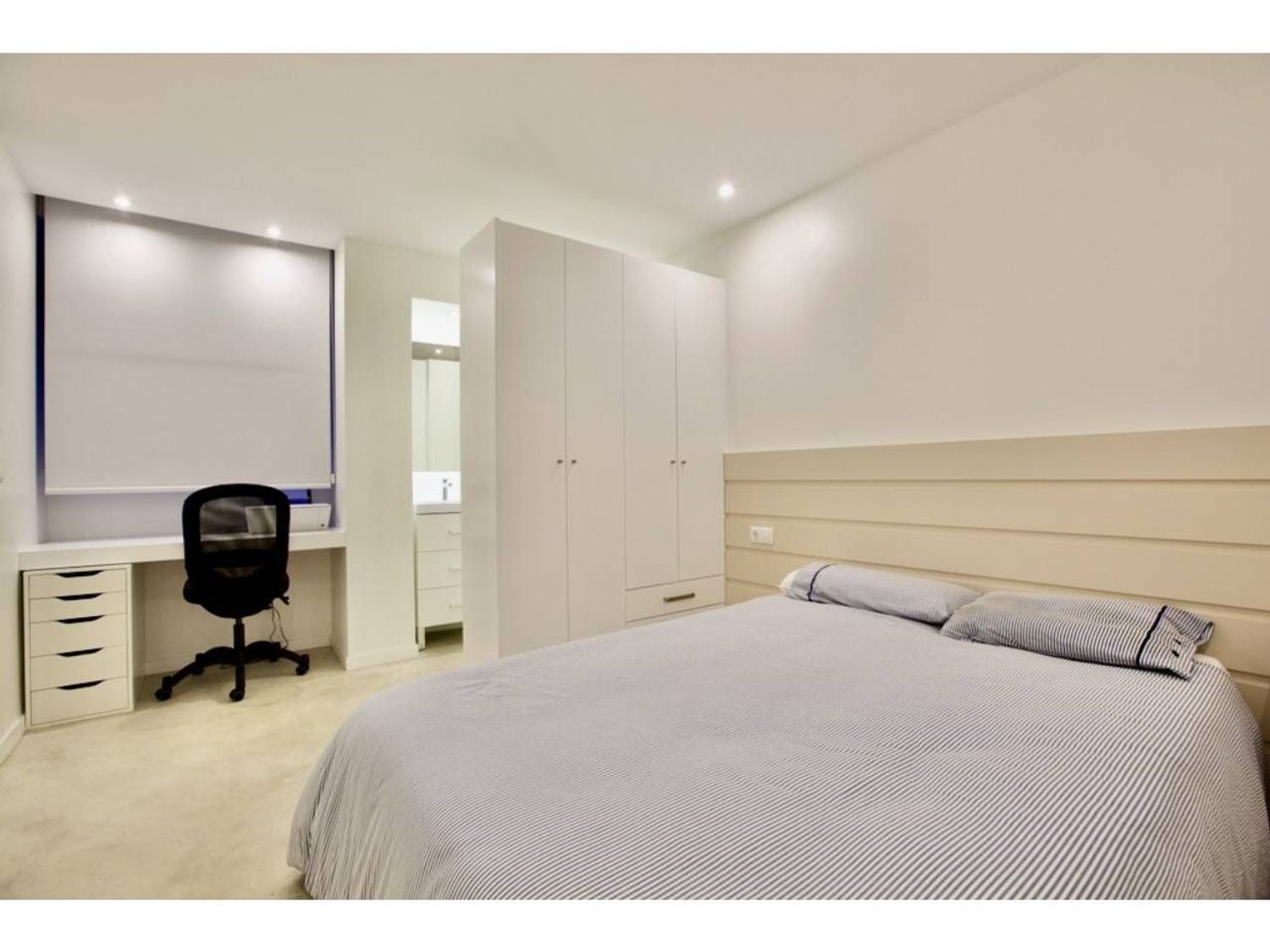 Apartment à Alicante, Espagne 4 chambres, 153 m2 No. 181776