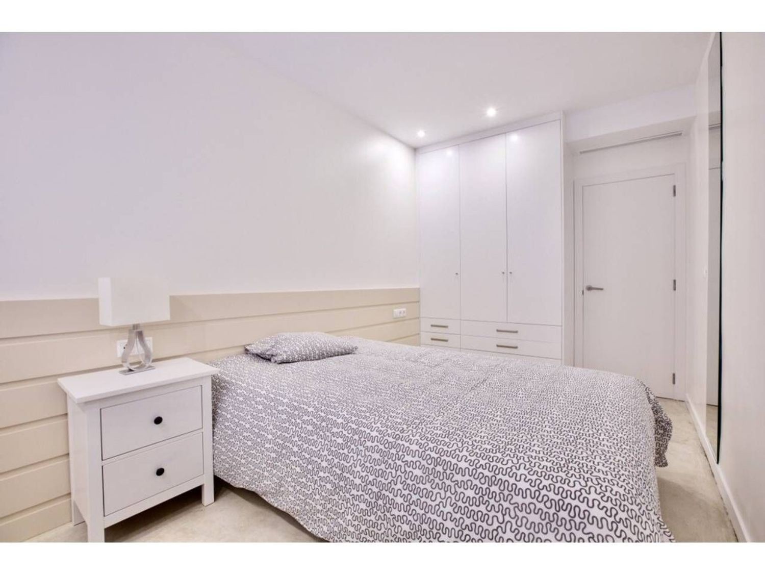 Apartment à Alicante, Espagne 4 chambres, 153 m2 No. 181776