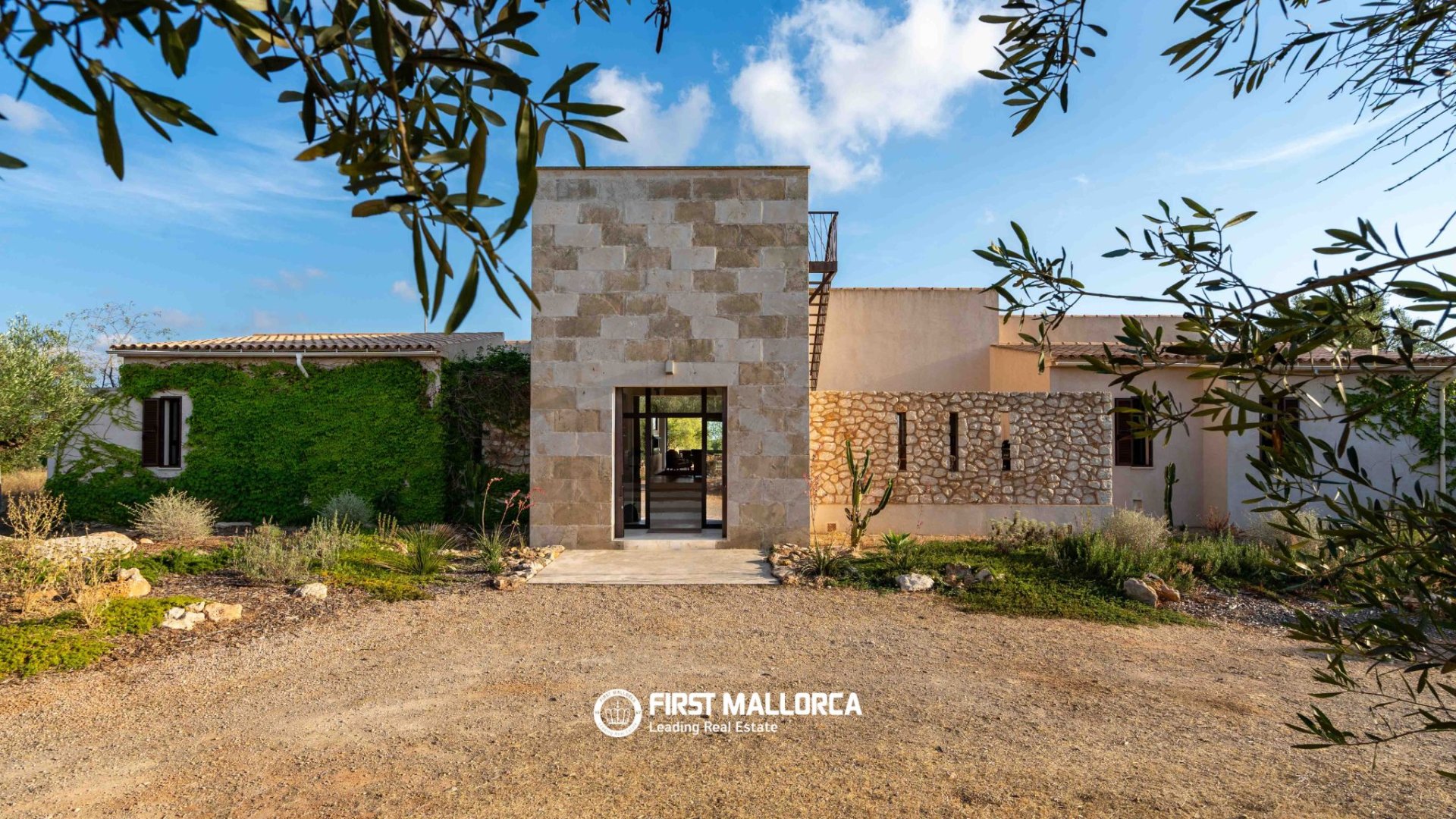 Finca Ses Salines, Mallorca, Spānijā 5 istabas, 407 m2 Nr. 181779
