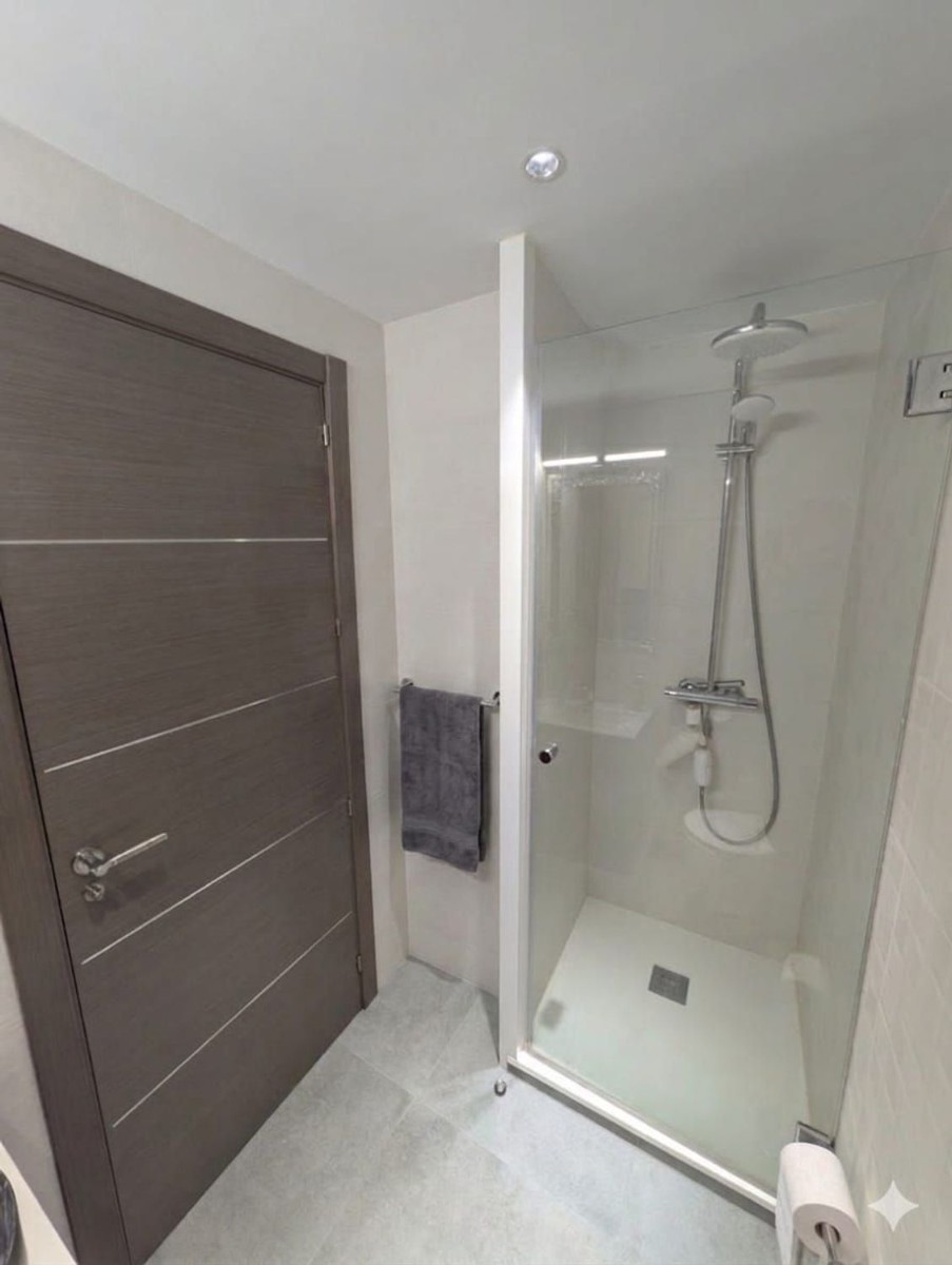 Apartment in Alicante, Spain 3 bedrooms, 74 sq.m. No. 181774