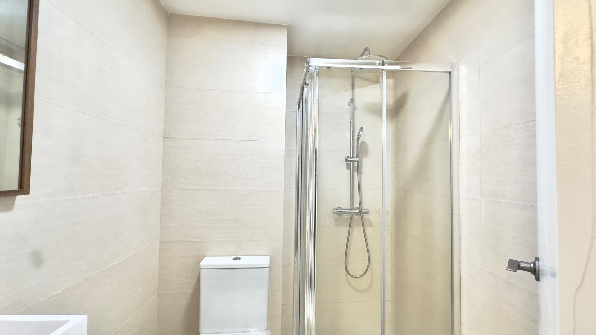 Apartamento en Torrevieja, Alicante, España 3 dormitorios, 95 m2 No. 188527