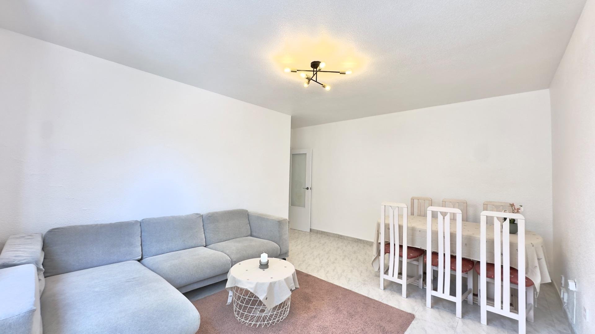 Apartamento en Torrevieja, Alicante, España 3 dormitorios, 95 m2 No. 188527
