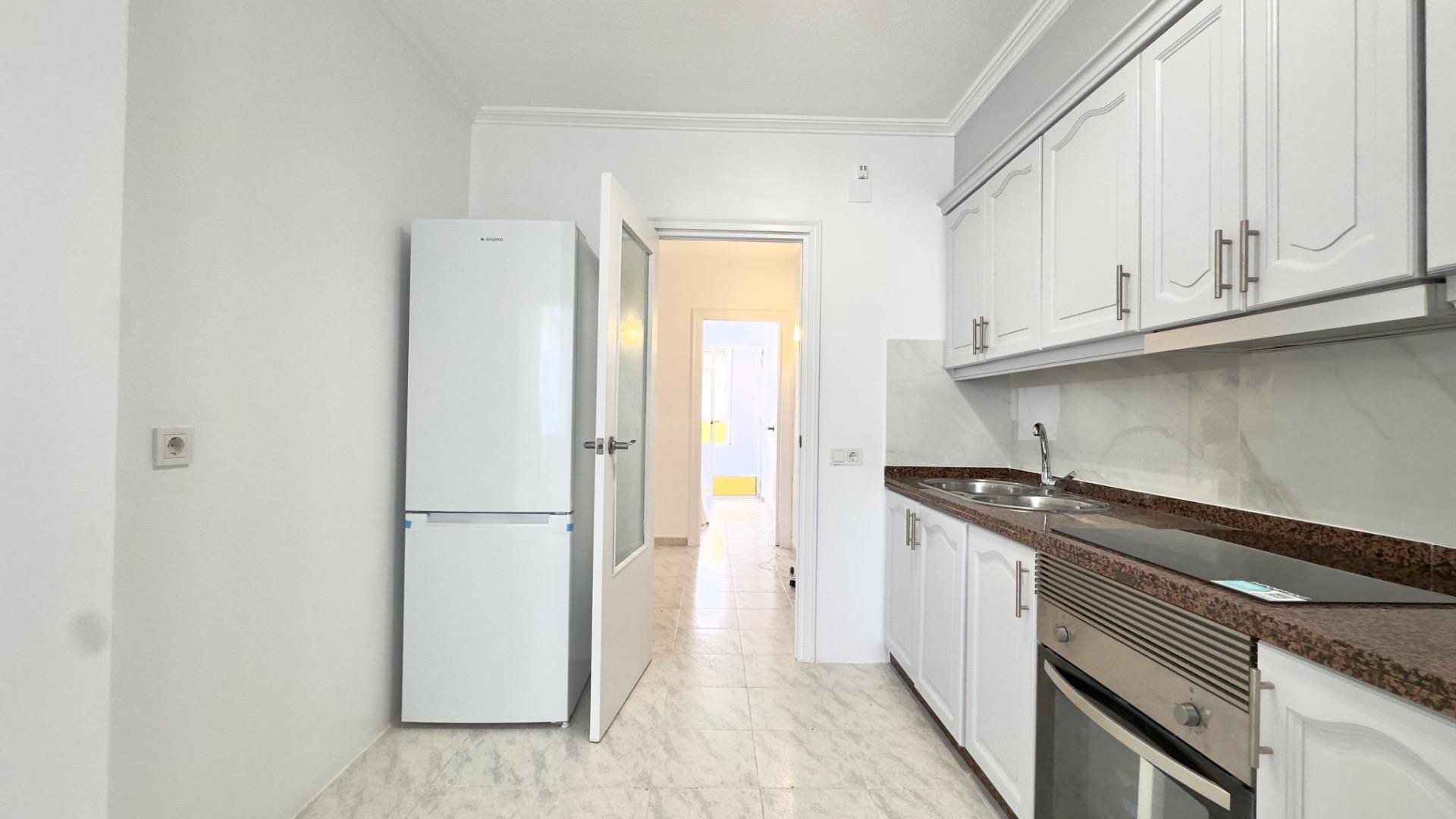 Apartamento en Torrevieja, Alicante, España 3 dormitorios, 95 m2 No. 188527