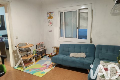 Apartment in Montcada i Reixac, Barcelona, Spain 2 bedrooms, 53 sq.m. No. 185266