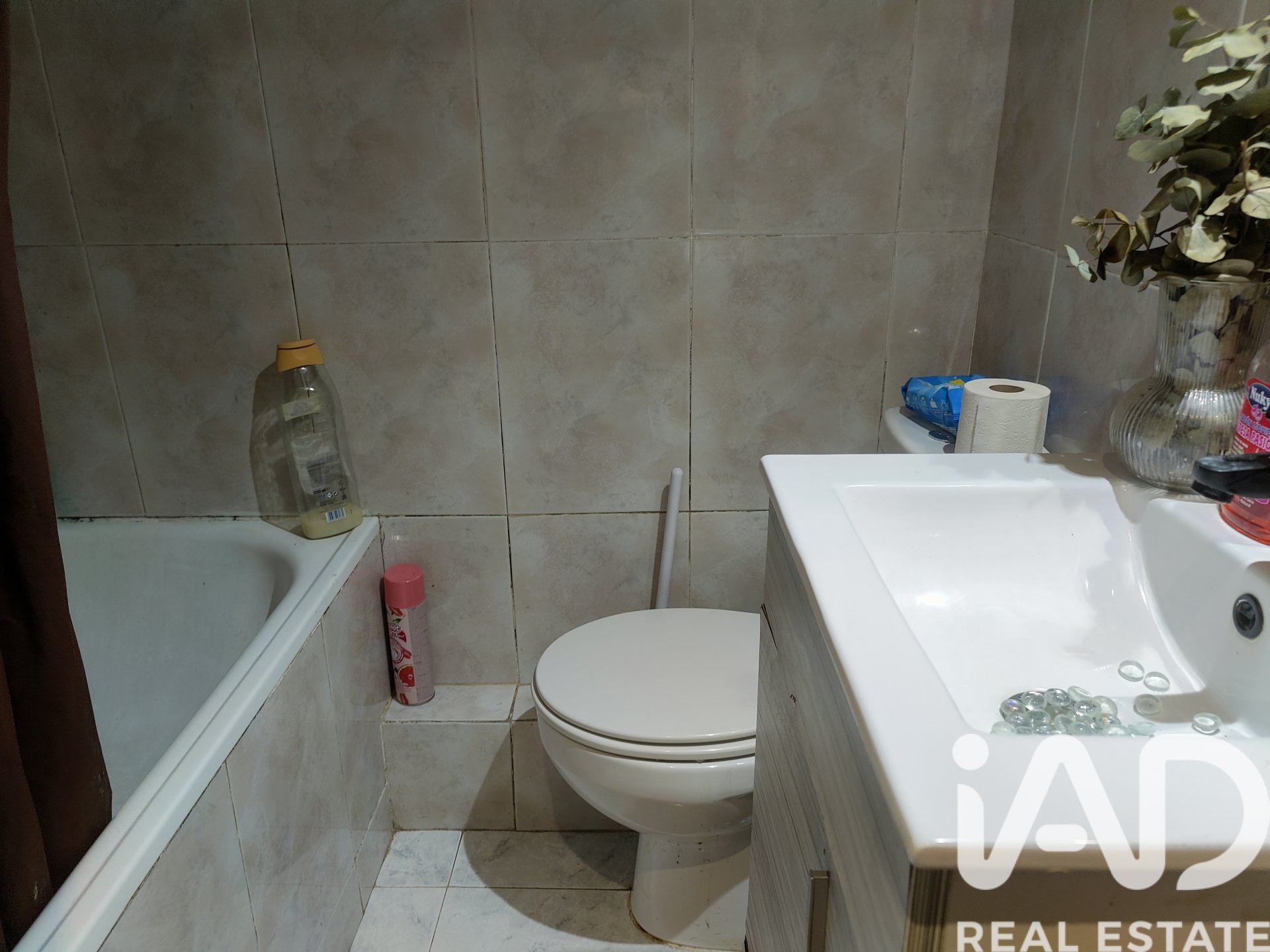 Apartment à Montcada i Reixac, Barcelona, Espagne 2 chambres, 53 m2 No. 185266