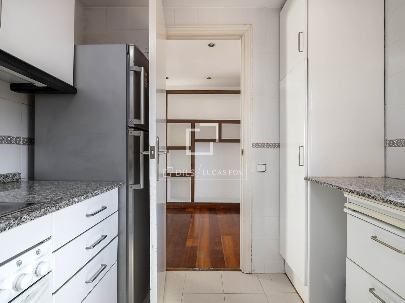 Kattohuoneisto Barcelona, Espanja 2 makuuhuonetta, 74 m2 No. 195615