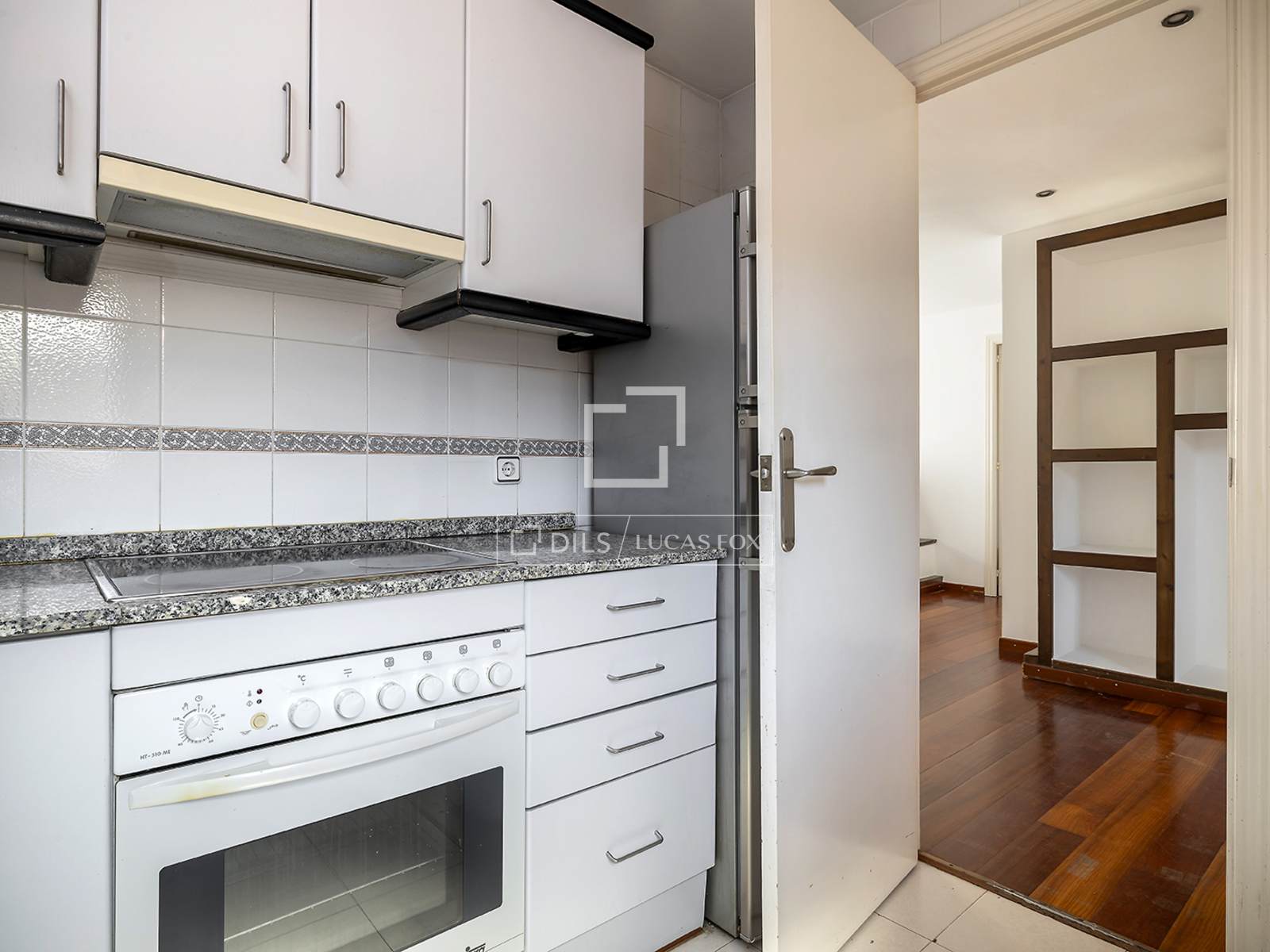 Kattohuoneisto Barcelona, Espanja 2 makuuhuonetta, 74 m2 No. 195615