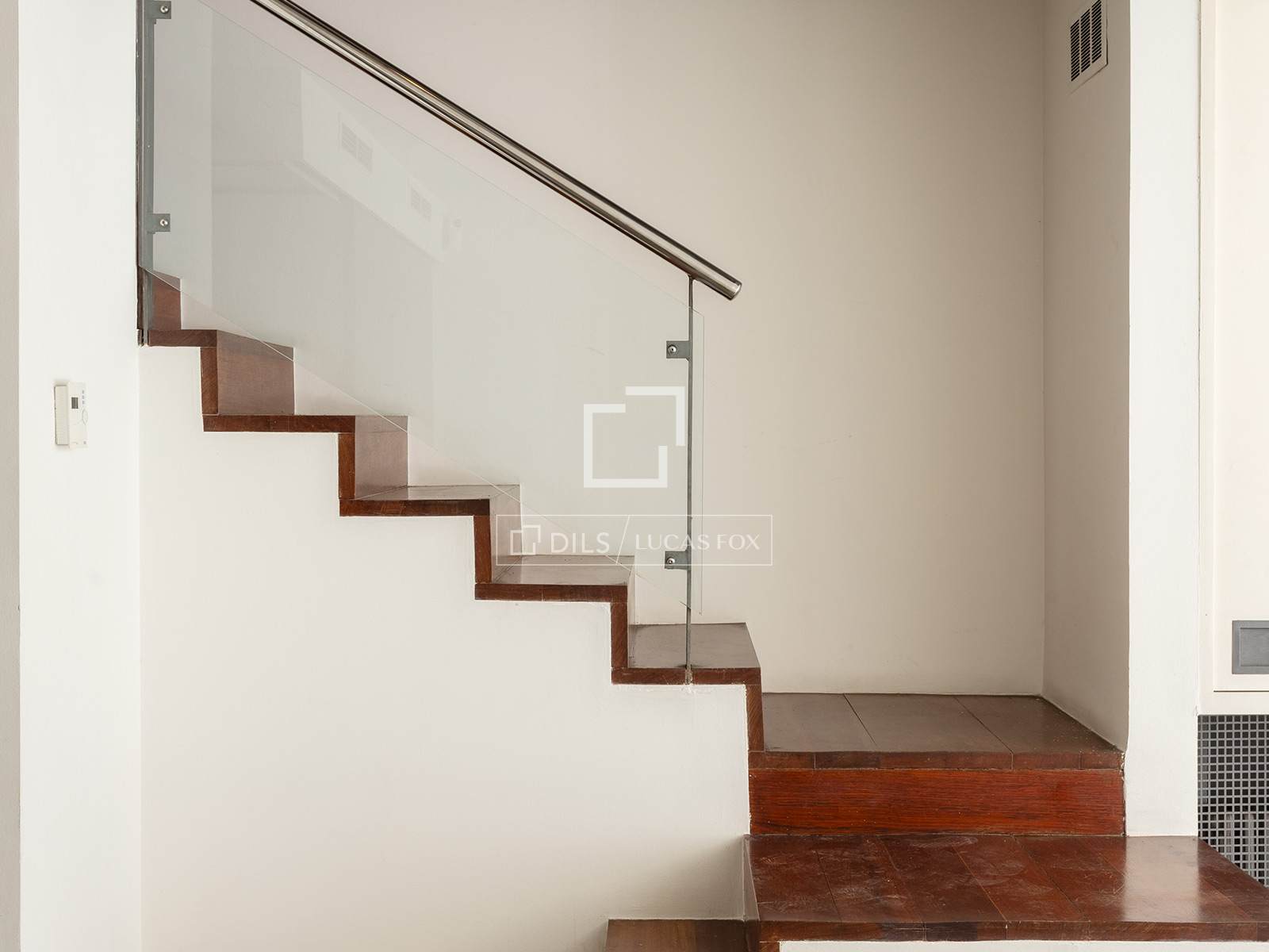 Villa à Barcelona, Espagne 6 chambres, 422 m2 No. 195612
