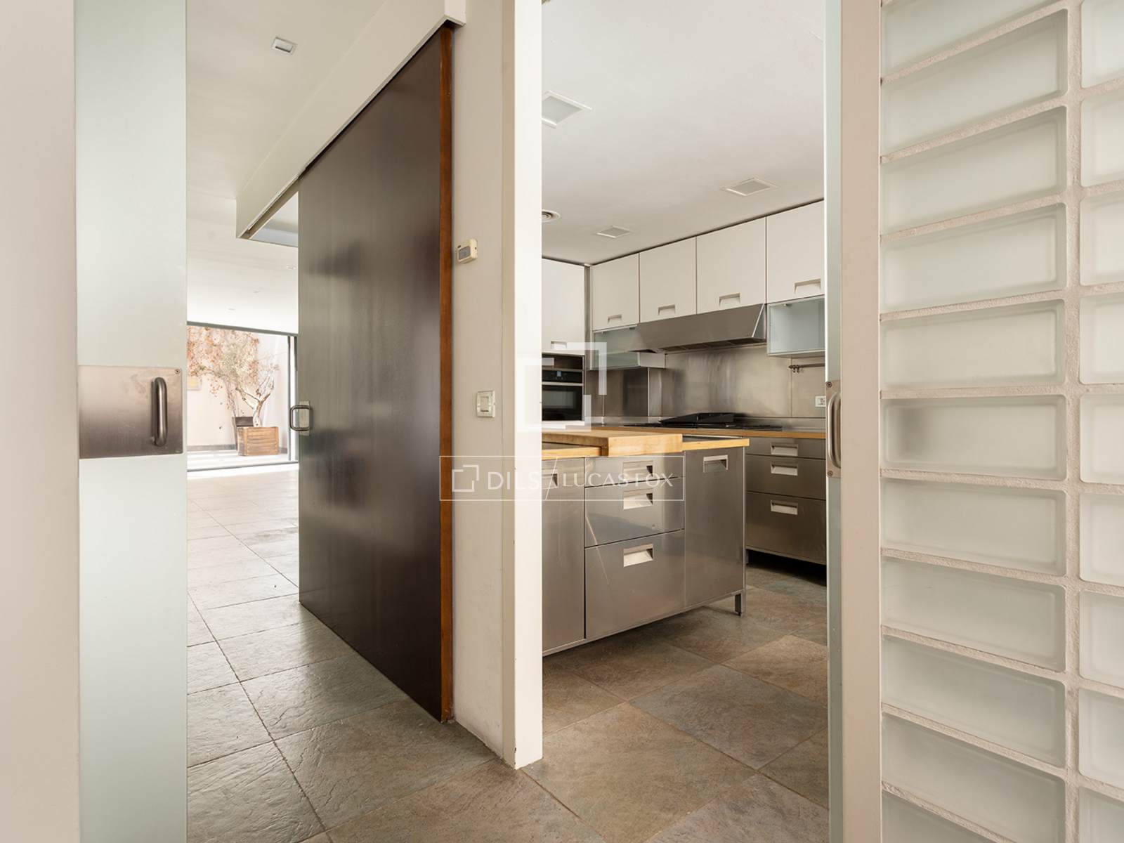Villa à Barcelona, Espagne 6 chambres, 422 m2 No. 195612