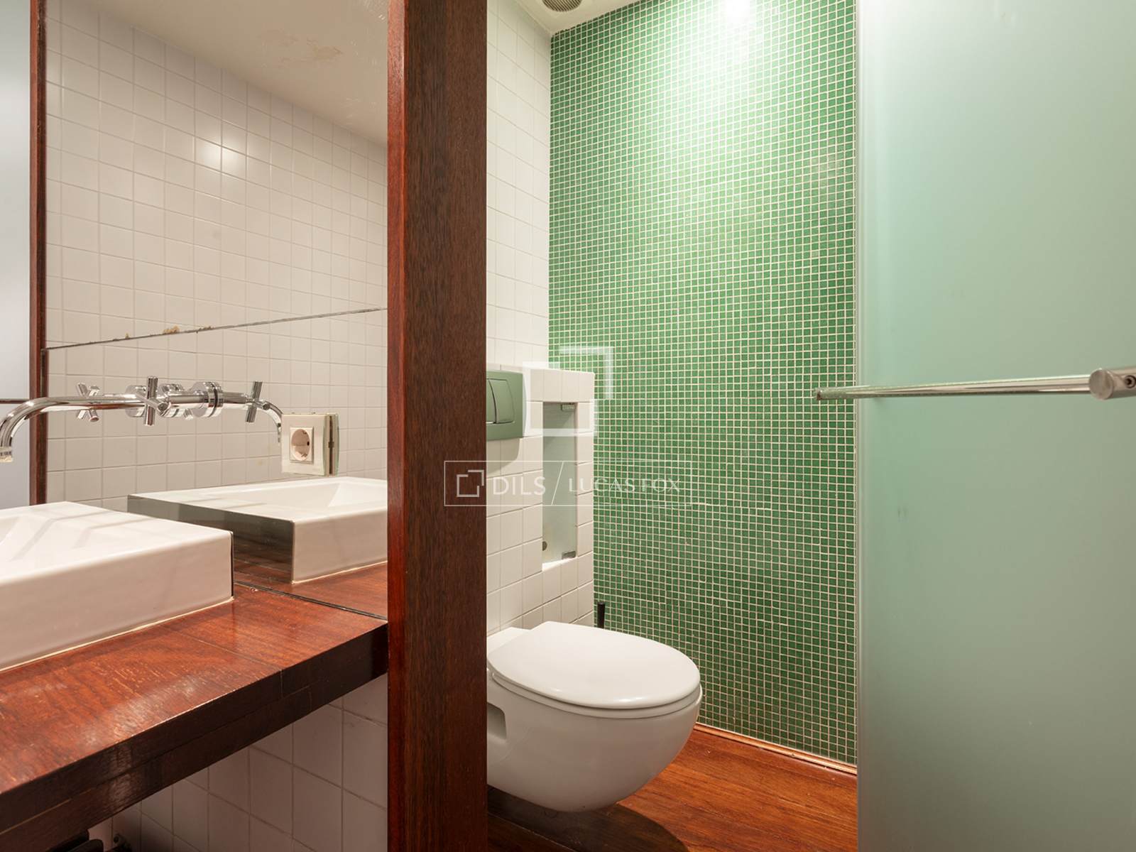 Villa à Barcelona, Espagne 6 chambres, 422 m2 No. 195612