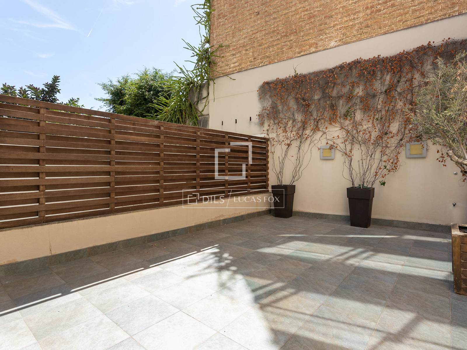 Villa à Barcelona, Espagne 6 chambres, 422 m2 No. 195612