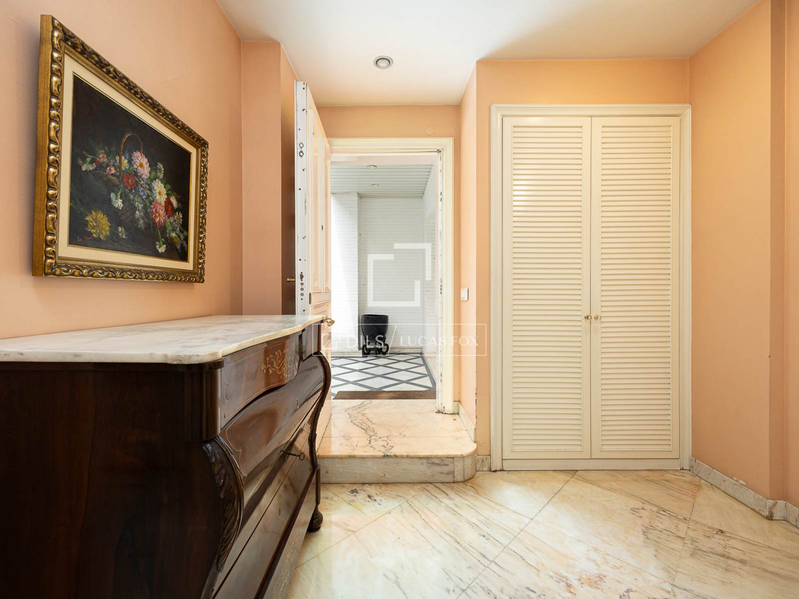 Villa en Barcelona, España 8 dormitorios, 592 m2 No. 195614