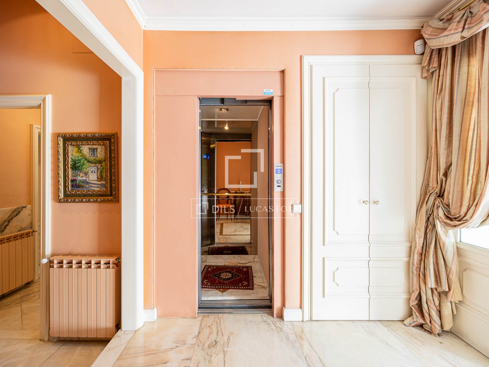 Villa en Barcelona, España 8 dormitorios, 592 m2 No. 195614