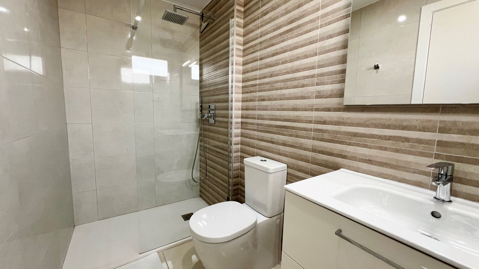 Apartment à Los Dolses, Alicante, Espagne 83 m2 No. 181646