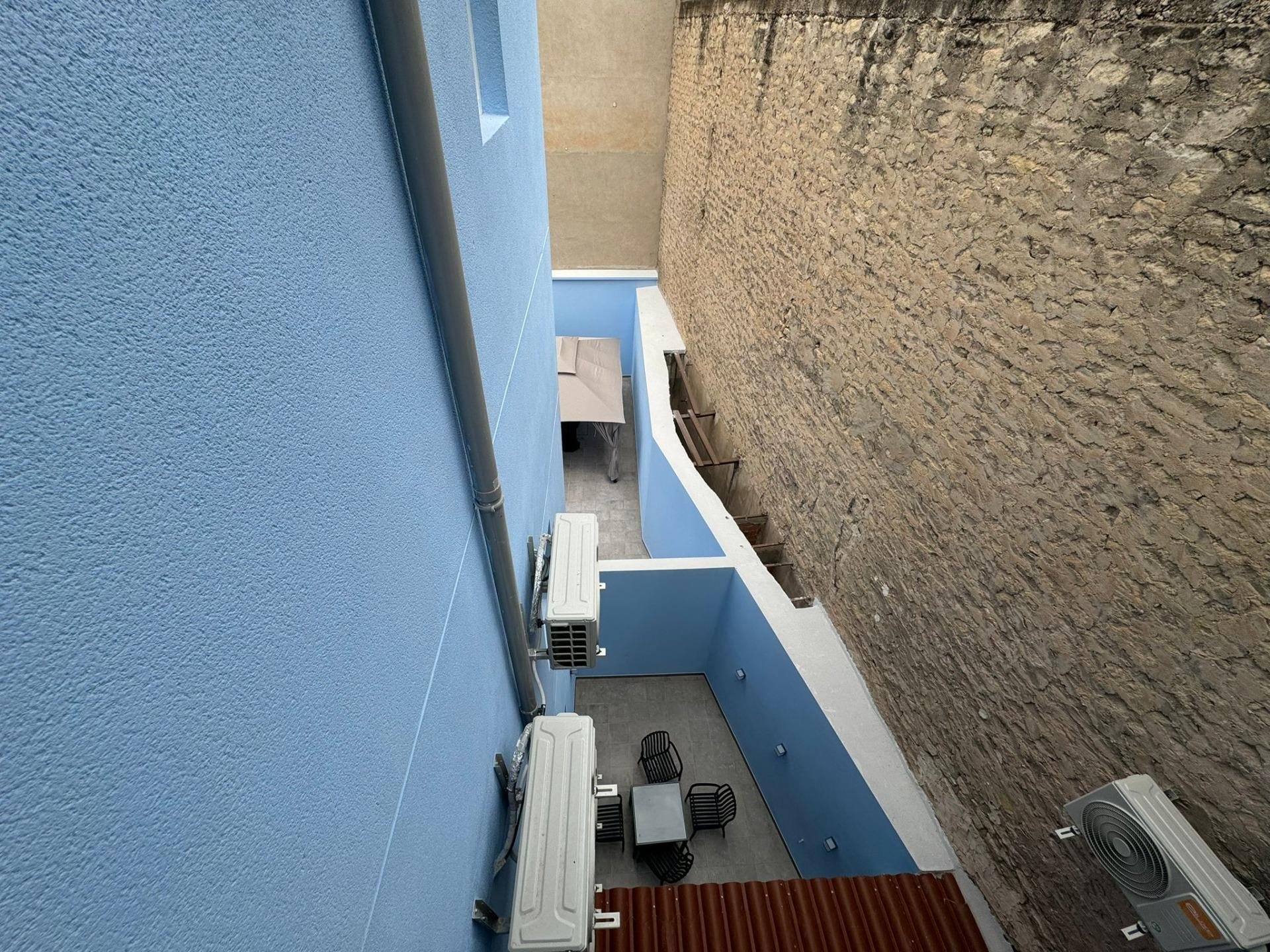 Kommersiell fastighet i Alicante, Spanien 9 sovrum, 372 kvm. Nr. 165382