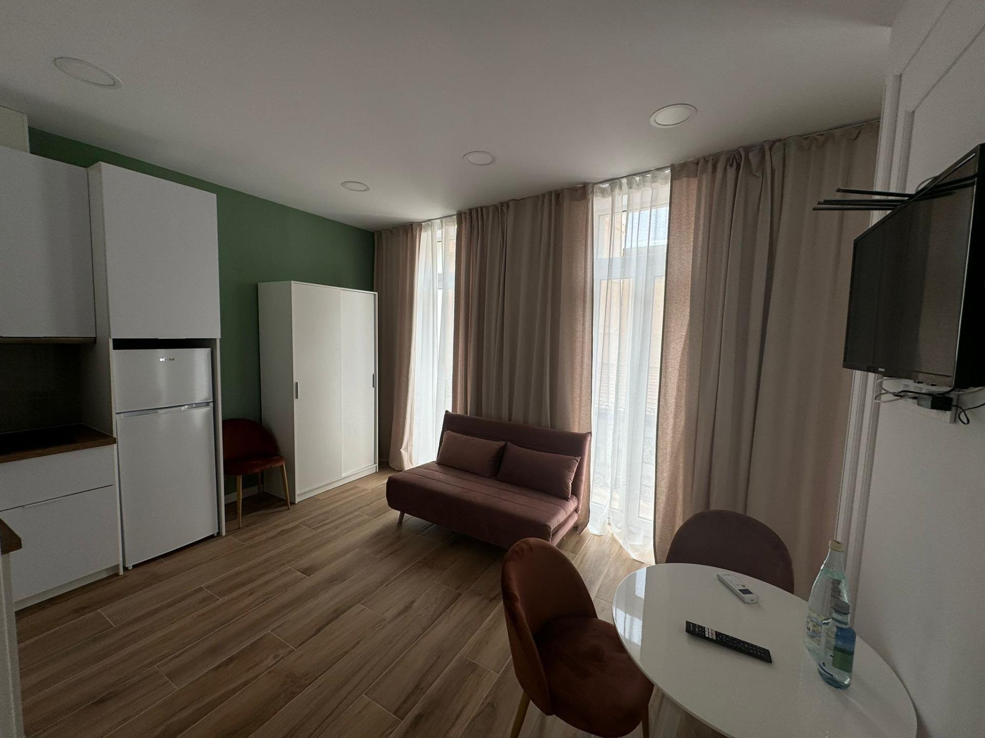 Kommersiell fastighet i Alicante, Spanien 9 sovrum, 372 kvm. Nr. 165382