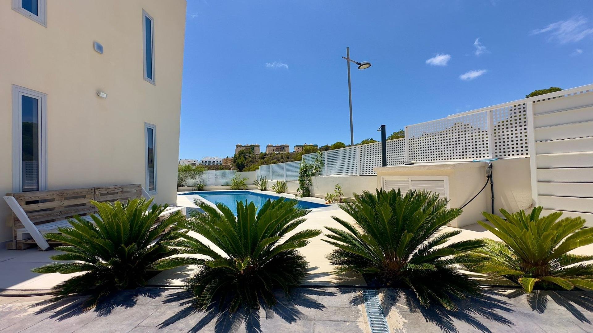 Villa à Finestrat, Alicante, Espagne 3 chambres, 182 m2 No. 165377