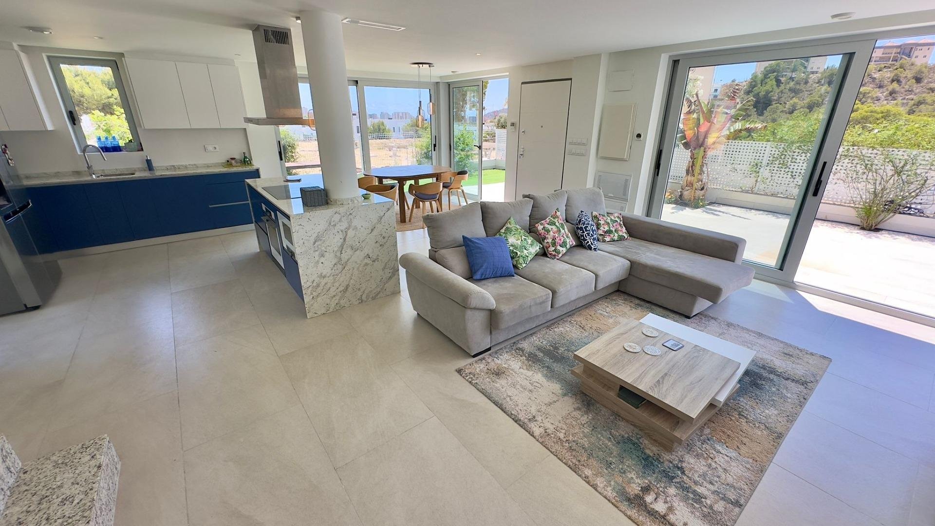 Villa à Finestrat, Alicante, Espagne 3 chambres, 182 m2 No. 165377