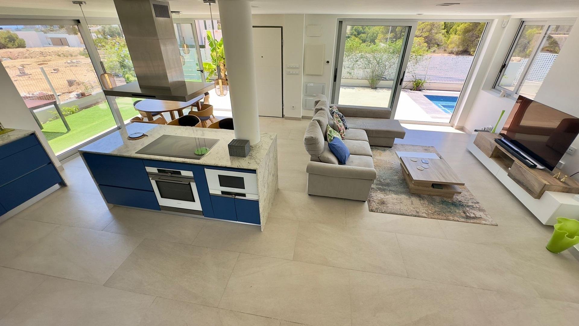 Villa à Finestrat, Alicante, Espagne 3 chambres, 182 m2 No. 165377