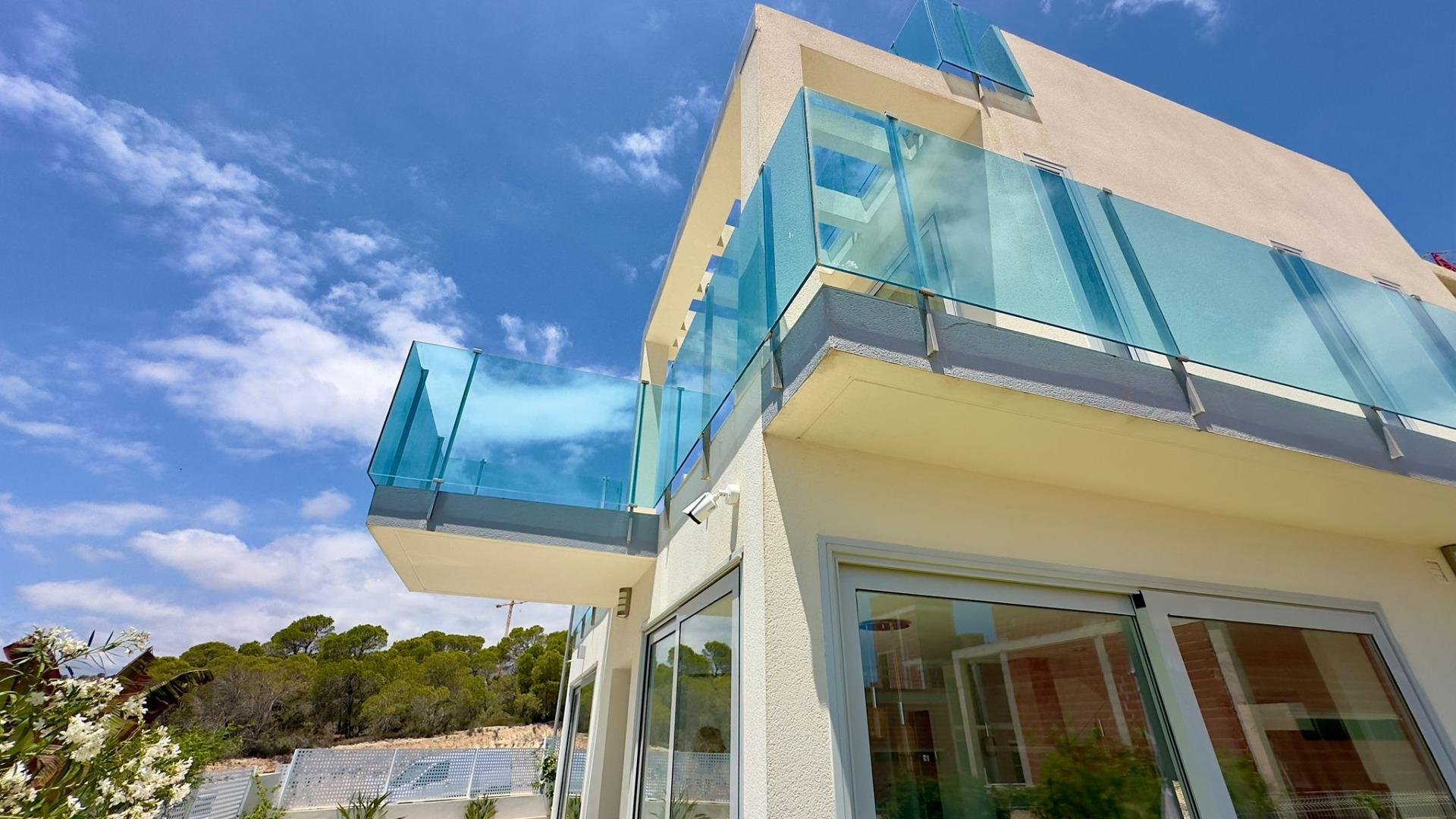 Villa à Finestrat, Alicante, Espagne 3 chambres, 182 m2 No. 165377