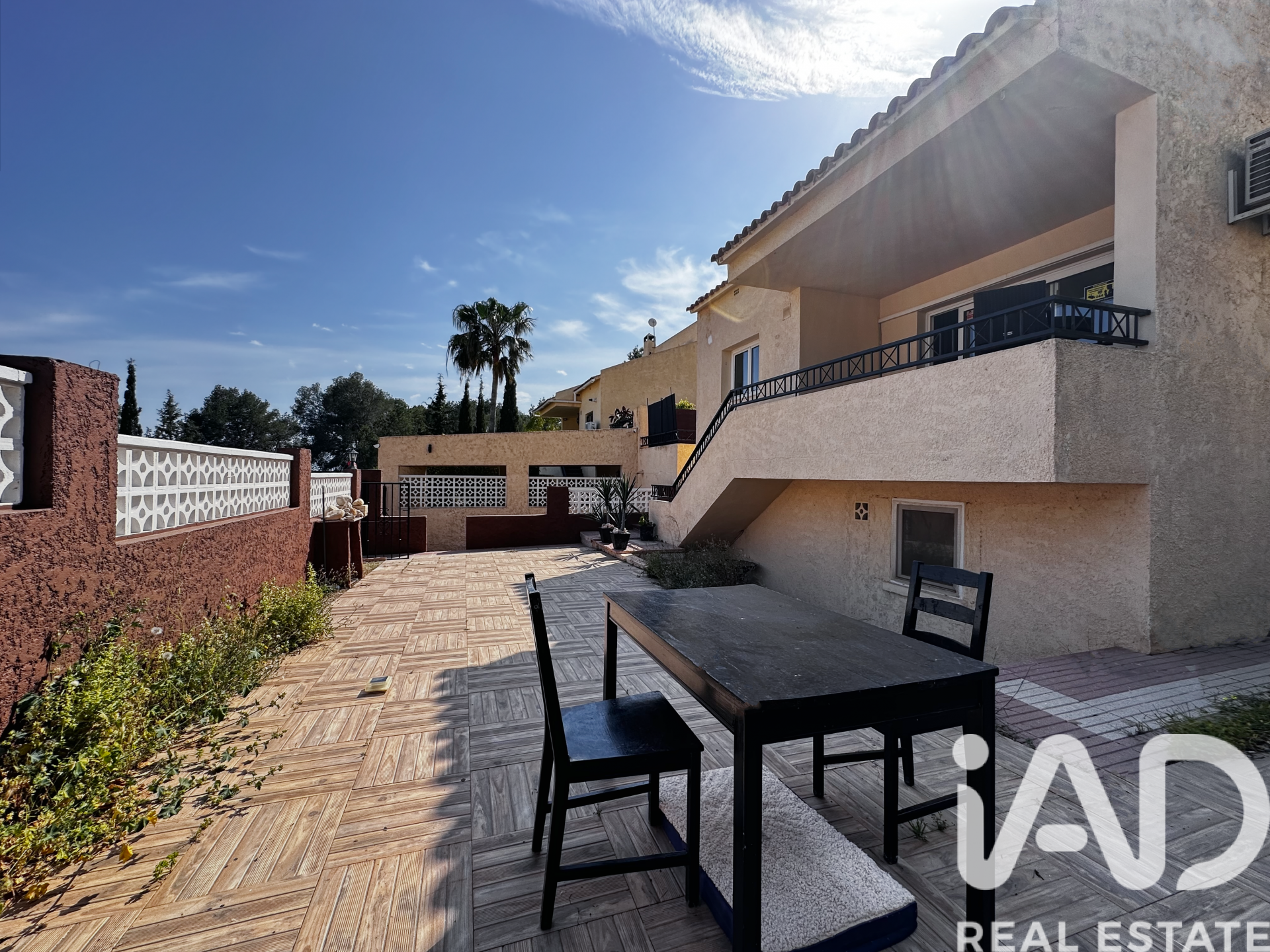 Kaupunkipientalo La Nucia, Alicante, Espanja 8 makuuhuonetta, 191 m2 No. 172499