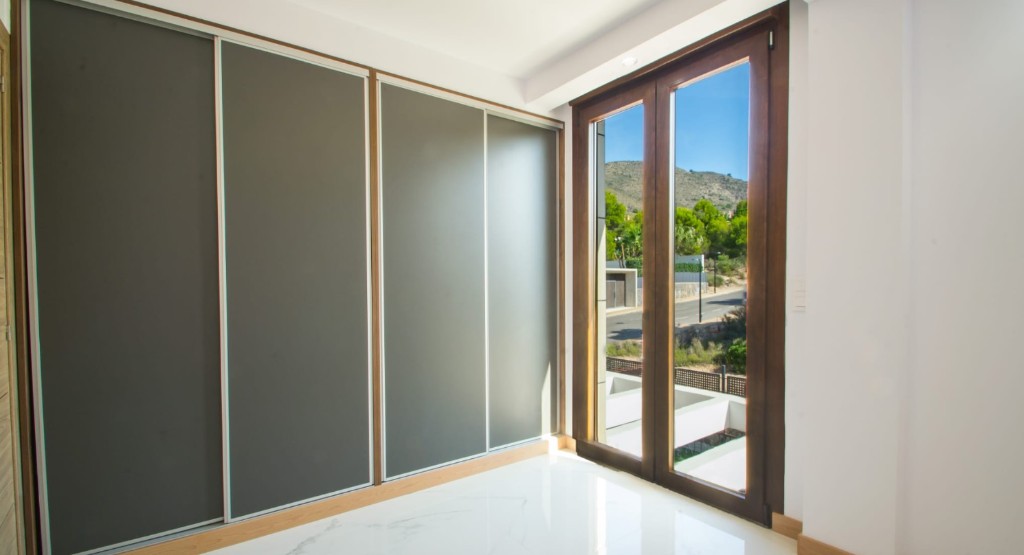 Villa i Finestrat, Alicante, Spanien 4 sovrum, 380 kvm. Nr. 145199