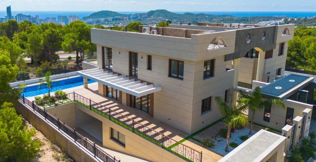 Villa i Finestrat, Alicante, Spanien 4 sovrum, 380 kvm. Nr. 145199