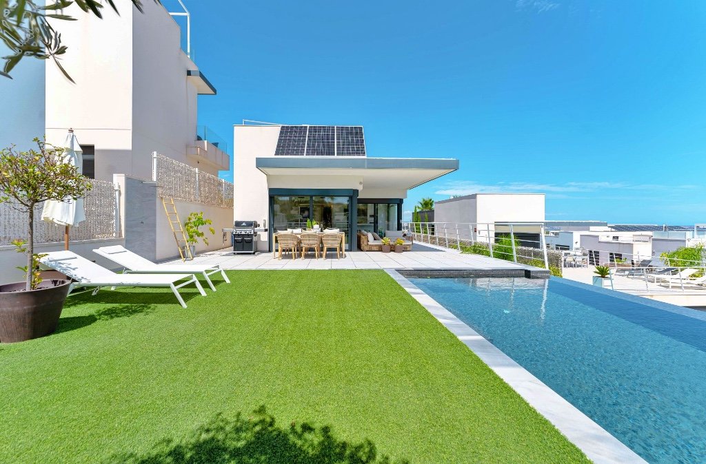 Villa in San Miguel de Salinas, Alicante, Spanien 5 Schlafzimmer, 272 m2 Nr. 145198