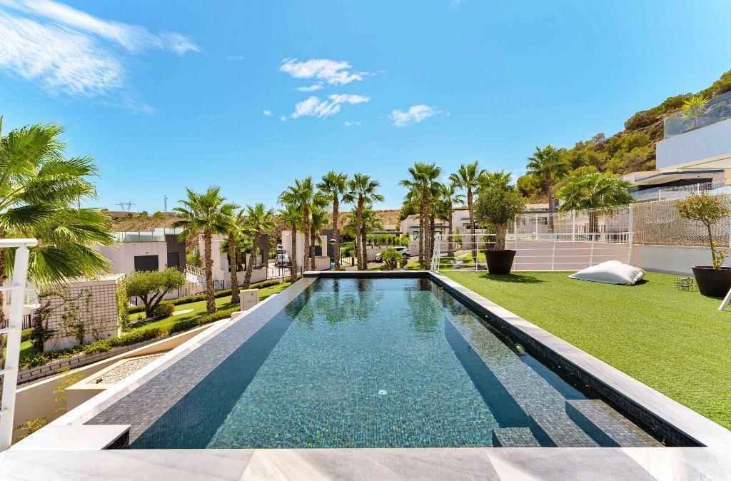 Villa in San Miguel de Salinas, Alicante, Spanien 5 Schlafzimmer, 272 m2 Nr. 145198
