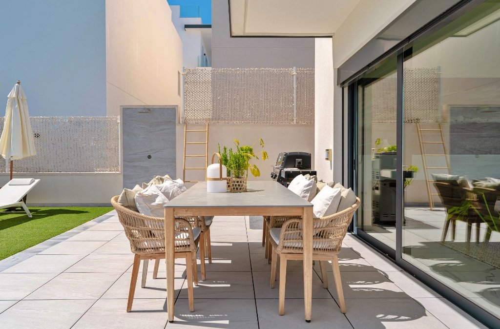 Villa in San Miguel de Salinas, Alicante, Spanien 5 Schlafzimmer, 272 m2 Nr. 145198