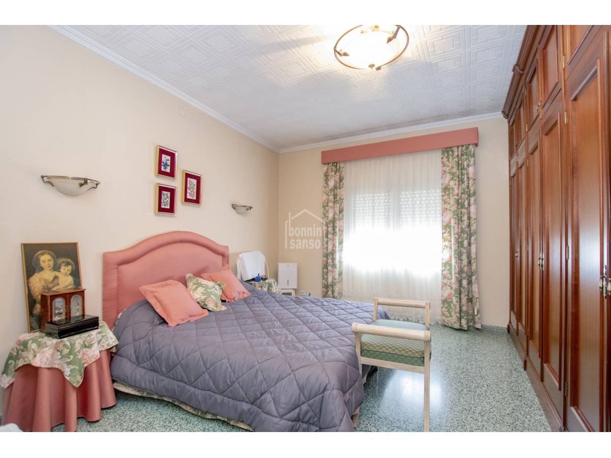 Radhus i Mahon, Menorca, Spanien 5 sovrum, 294 kvm. Nr. 65384