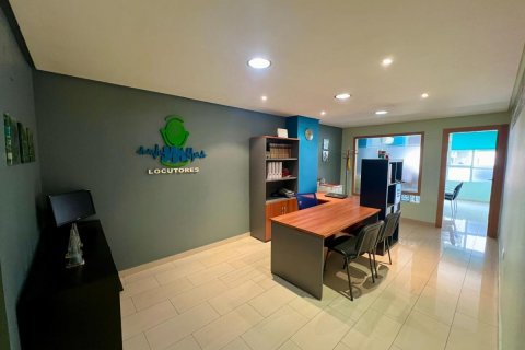 Oficina en Orihuela, Alicante, España 120 m2 No. 183890