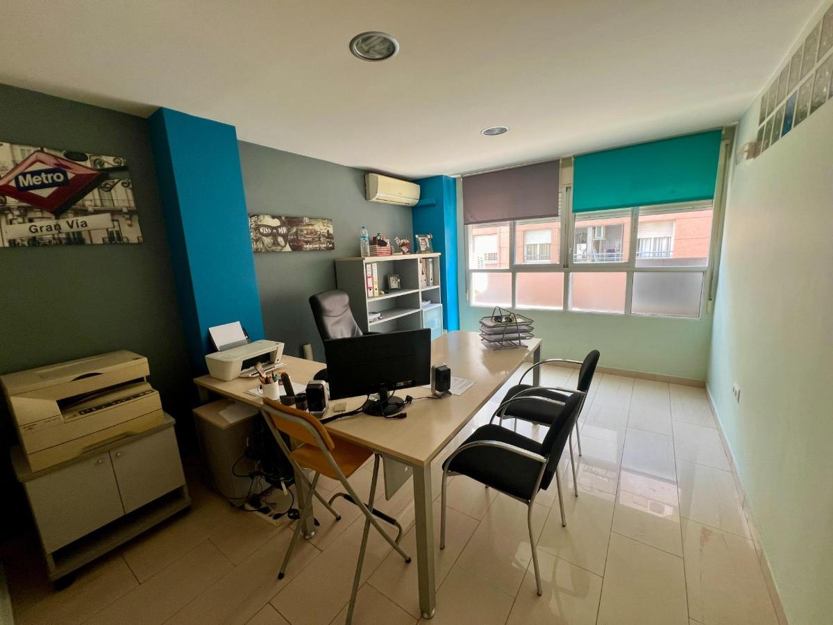 Biuro w Orihuela, Alicante, Hiszpania 120 mkw. nr 183890