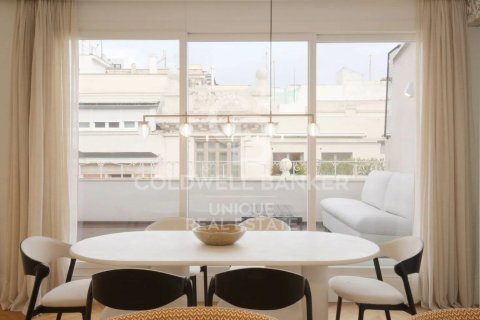 Penthouse in Madrid, Spain 3 bedrooms, 253 sq.m. No. 157193