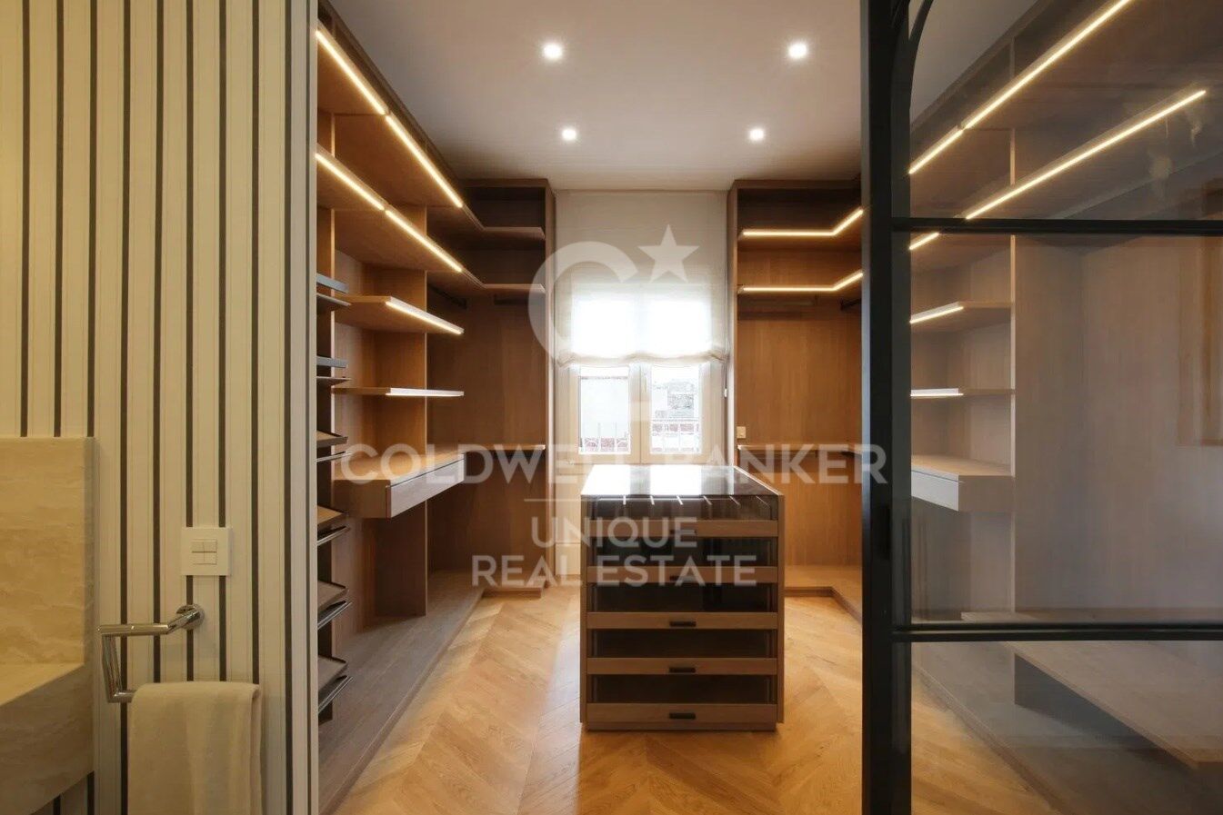 Penthouse w Madrid, Hiszpania 3 sypialnie, 253 mkw. nr 157193