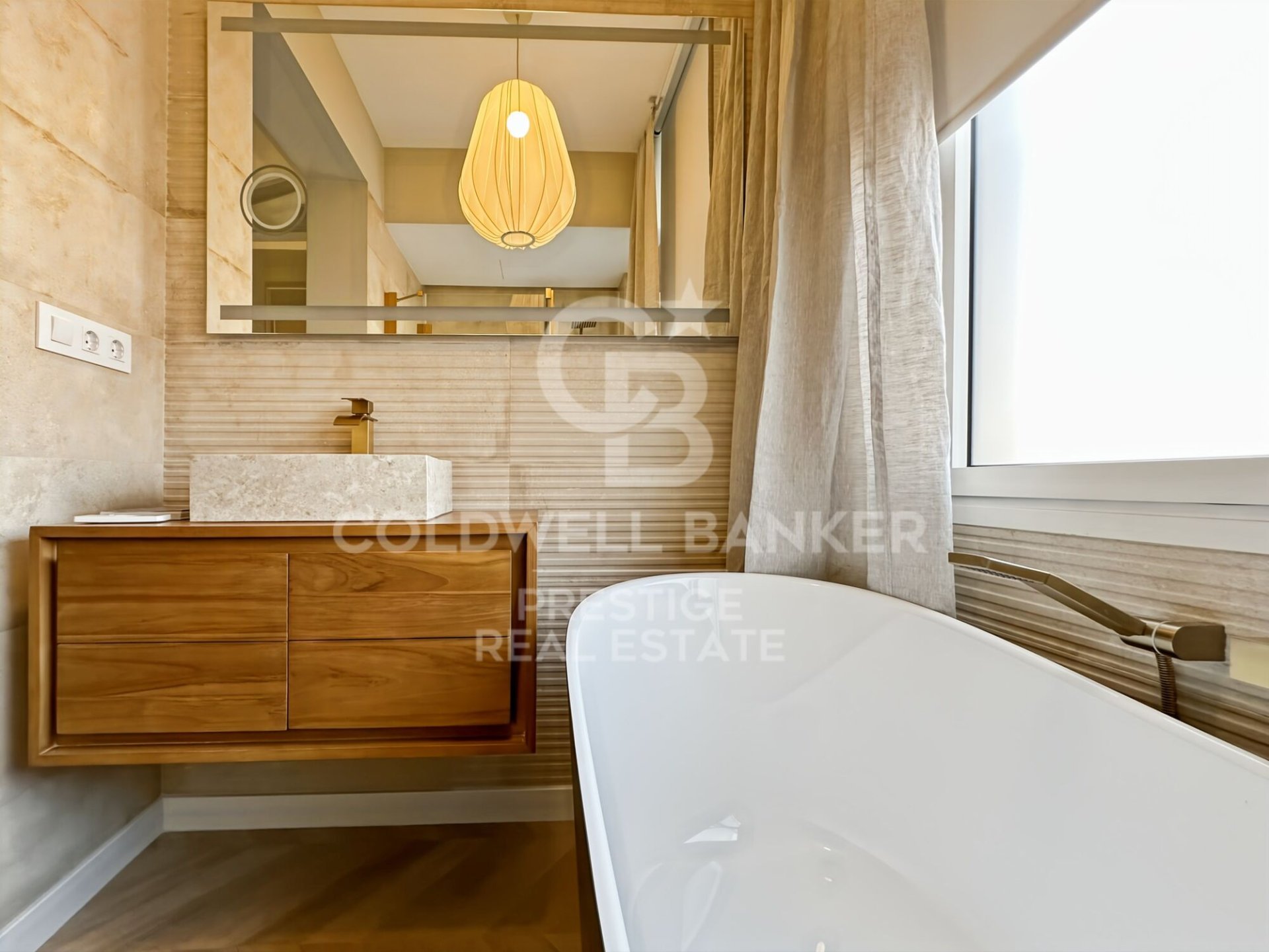 Apartament w Barcelona, Hiszpania 3 sypialnie, 100 mkw. nr 157194