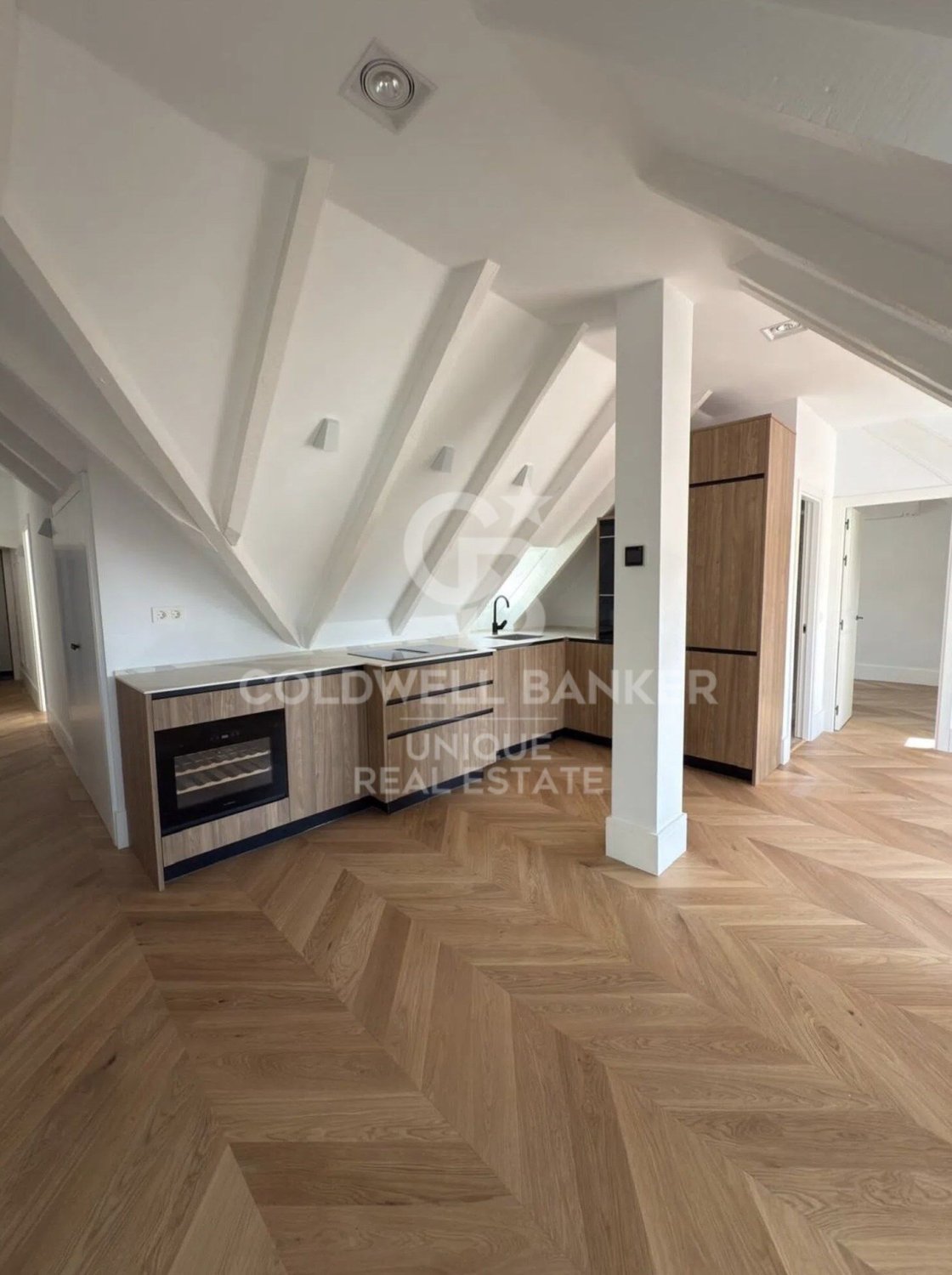 Penthouse in Madrid, Spain 2 bedrooms, 80 sq.m. No. 157192