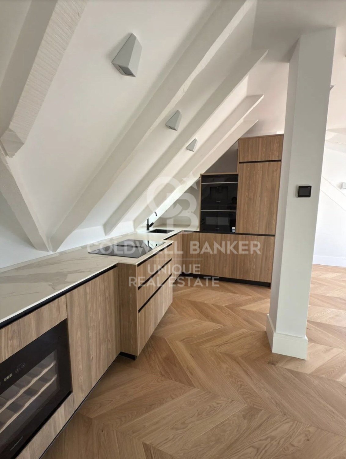 Penthouse in Madrid, Spain 2 bedrooms, 80 sq.m. No. 157192