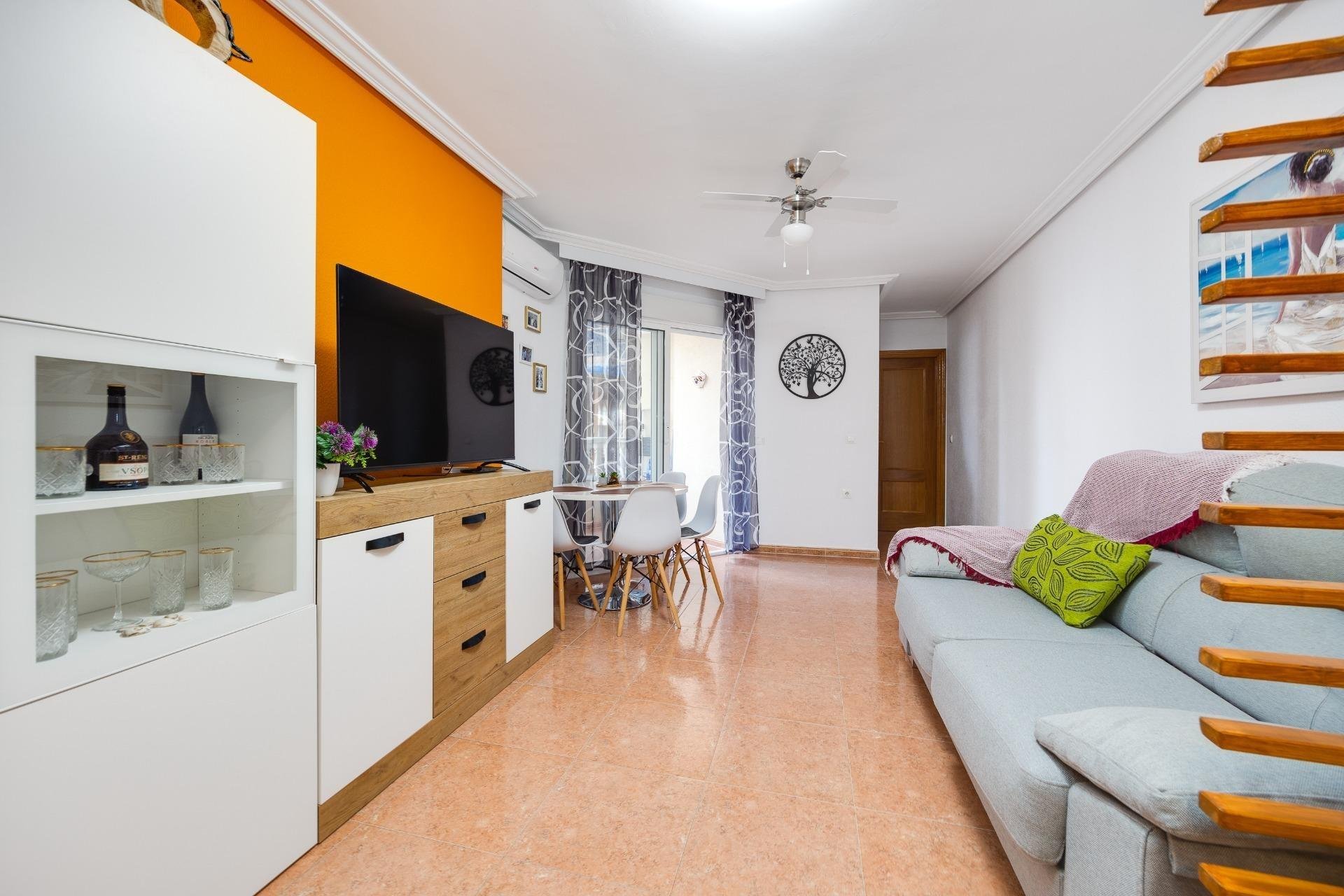 Apartament w Torrevieja, Alicante, Hiszpania 1 sypialnia, 58 mkw. nr 184303